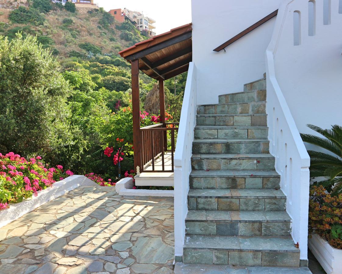 Oliaria Apartments Платаньяс Екстер'єр фото