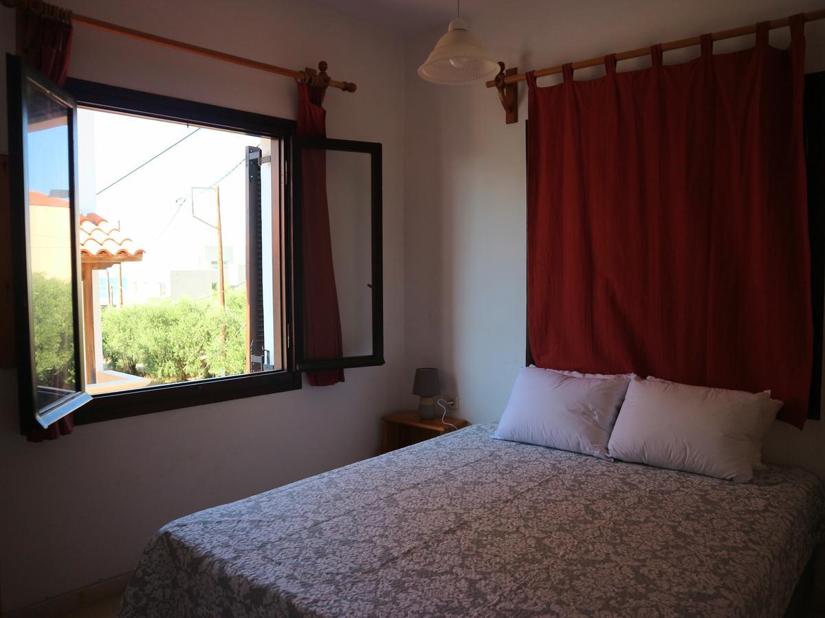 Oliaria Apartments Платаньяс Екстер'єр фото